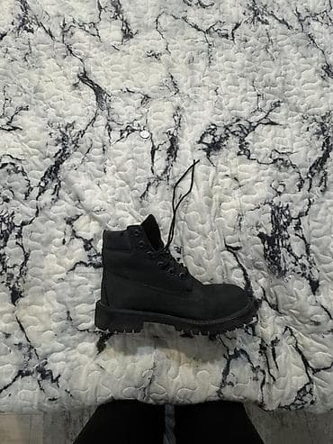 Ботинки: Черные кожаные ботинки Timberland (иконка-дерево на пятке). - — 1