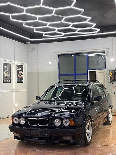 camry 2003: BMW 5 series: 1995 г., 2.8 л, Автомат, Газ, Универсал — 1