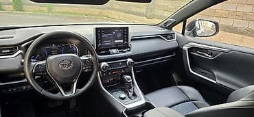 corolla 2004: Toyota RAV4: 2019 г., Вариатор, Гибрид — 9