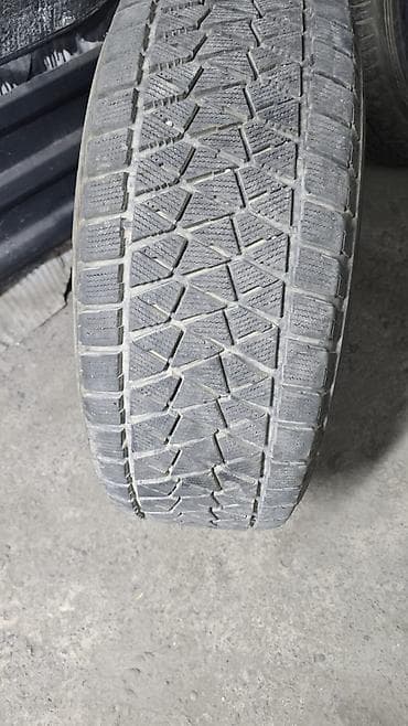 65: Зимнее колесо в сборе для Toyota. - Шина: Bridgestone Blizzak DM‑V2 — 4