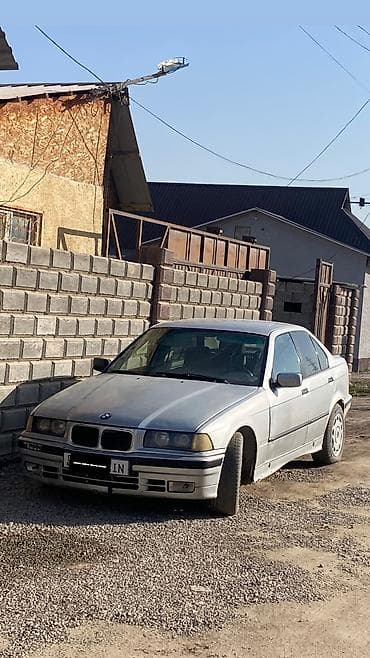 BMW 3 series: 1993 г., 1.8 л, Кол менен иштөөчү, Бензин — 5