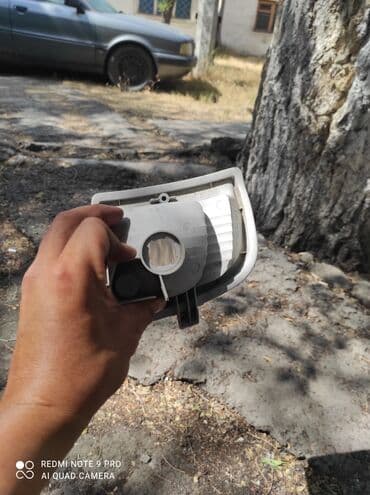 туманка на степ: Левая противотуманная фара Toyota 2001 г., Б/у, Оригинал — 2