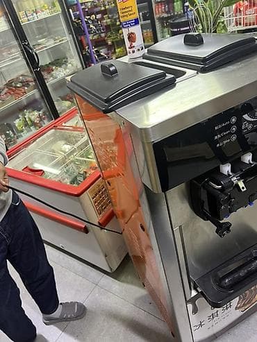 Оборудование для производства: Фризер для мягкого мороженого BARSKAN GROUP BQL-8228 - — 3