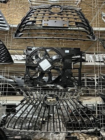 подсветка решетки радиатора: Решетка радиатора Lexus — 1