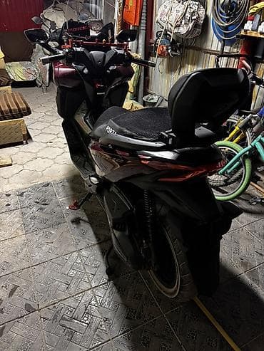 eafc 25: Макси-скутер Honda, 350 куб. см, Бензин, Б/у — 3
