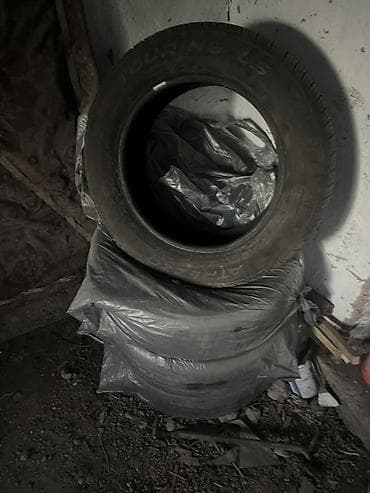 r 16: Комплект автомобильных шин (4 шт.) - Тип: летние шины - Конструкция — 8