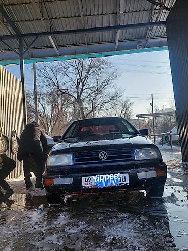 1992: Volkswagen Vento: 1992 г., 1.8 л, Механика, Бензин, Седан — 10