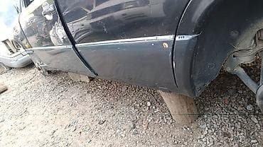 дерево на мерседес 210: Наружные накладки порогов Mercedes-Benz, Оригинал — 2