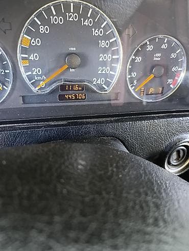 Mercedes-Benz C-Class: 2000 г., 1.8 л, Автомат, Бензин, Седан