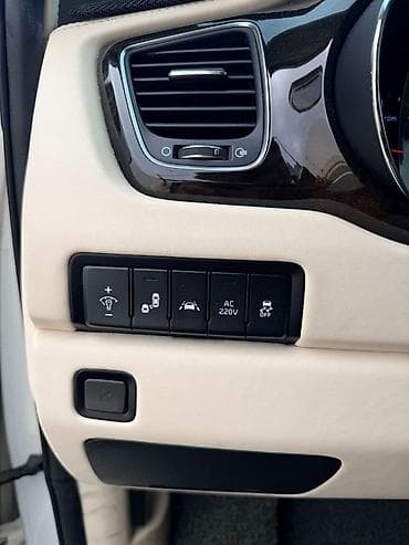 01: Kia Carnival: 2020 г., 2.2 л, Типтроник, Дизель, Минивэн — 7