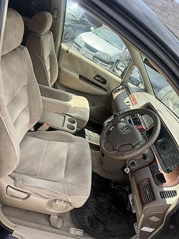 Унаа сатуу: Honda Odyssey: 2003 г., 2.3 л, Автомат, Бензин, Вэн/Минивэн — 4