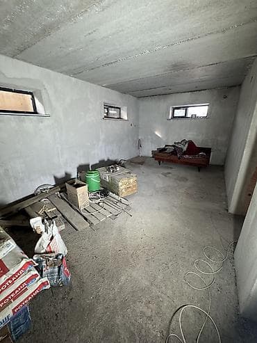 земля купить: Сдаётся в аренду участок, 8 сотых, большое подвальное помещение — 3