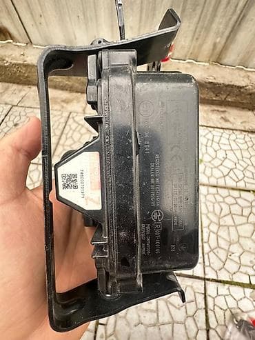 rav4 2014: Продаю оригинальный передний радар (адаптивный круиз-контроль, система — 5