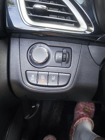 wuling mini ev: Chevrolet Spark: 2019 г., 0.9 л, Автомат, Бензин, Хэтчбэк — 8
