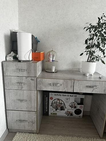 Отопление и нагреватели: Компьютерный стол, С полками — 2