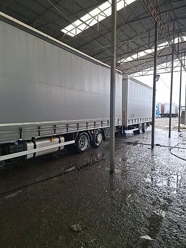 рено 460: Тягач, Renault, 2018 г., Тентованный — 3