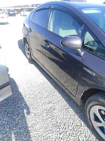 приус 2013: Toyota Prius: 2013 г., 1.8 л, Вариатор, Гибрид, Хэтчбэк — 1