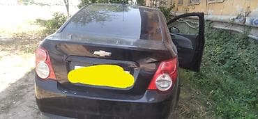 jazz 2008: Chevrolet Aveo: 2013 г., 1.6 л, Автомат, Бензин, Седан — 2