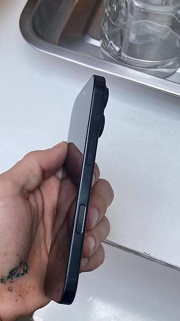 iphone 8x: IPhone 16 Pro, Б/у, 256 ГБ, Black Titanium, 90 % — 7