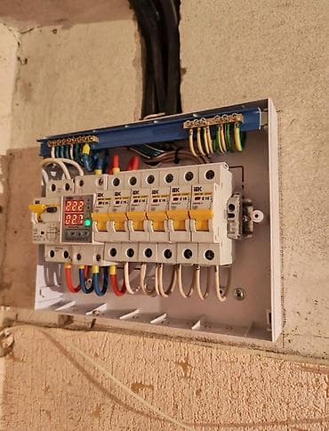 Электрик. ⚡ Электромонтажные работы любой сложности — Монтаж и