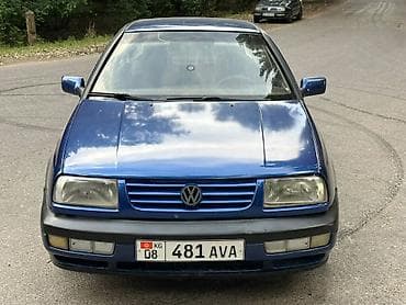 Транспорт: Volkswagen Vento: 1996 г., 1.8 л, Механика, Бензин, Седан — 1