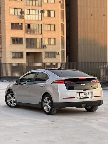 shevrole volt: Chevrolet Volt: 2012 г., 1.4 л, Автомат, Электромобиль, Хэтчбэк — 4
