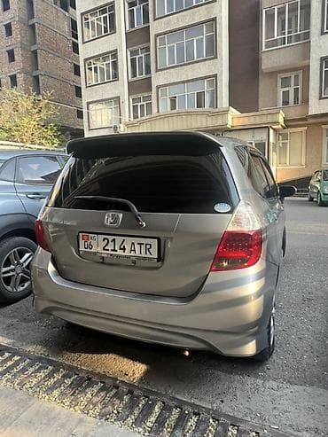 chevrole spark: Honda Fit: 2004 г., 1.3 л, Автомат, Бензин, Хэтчбэк — 2