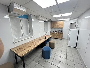 Аренда офисов, 180 м², В административном здании, 1 линия — 8