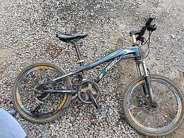 Шоссе велосипеддери: Өспүрүм балдар үчүн велосипед, Дөңгөлөк диаметри 27 дюйм, Колдонулган — 4