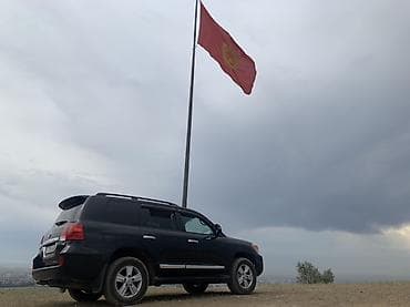 Toyota Land Cruiser: 2013 г., 4.6 л, Автомат, Бензин, Жол тандабас lalafo.kg да Toyota Land Cruiser: 2013 г., 4.6 л, Автомат, Бензин, Жол тандабас