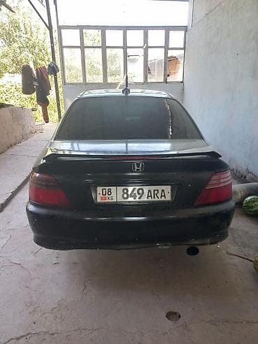 сиденья хонда: Honda Accord: 2002 г., 1.8 л, Механика, Седан — 1