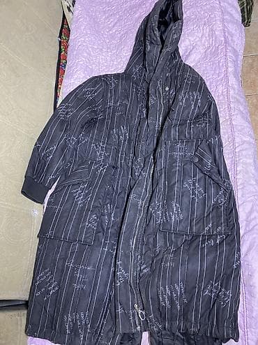 Куртка женская на XL состояние хорошее. Зимне Весеннее!