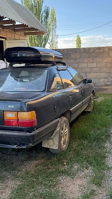 баетов: Audi 100: 1988 г., 2.6 л, Механика, Бензин, Седан — 3