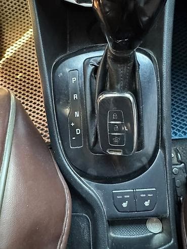 Продажа авто: Kia Rio: 2014 г., 1.6 л, Автомат, Бензин, Седан — 8