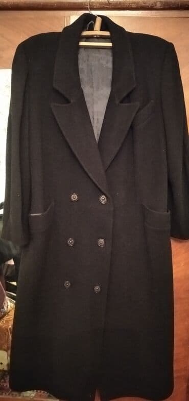 цвет бежевый: Дублёнка в новом состояние с натуральным мехом 54-56 раз за 2000сом — 4