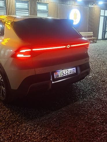 Tesla: Tesla : 2026 г., Автомат, Электромобиль, Кроссовер — 3