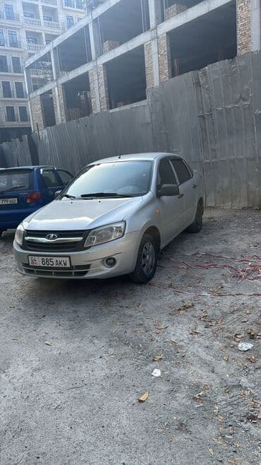 Продажа авто: ВАЗ (ЛАДА) Granta: 2013 г., 1.6 л, Механика, Газ, Седан — 3