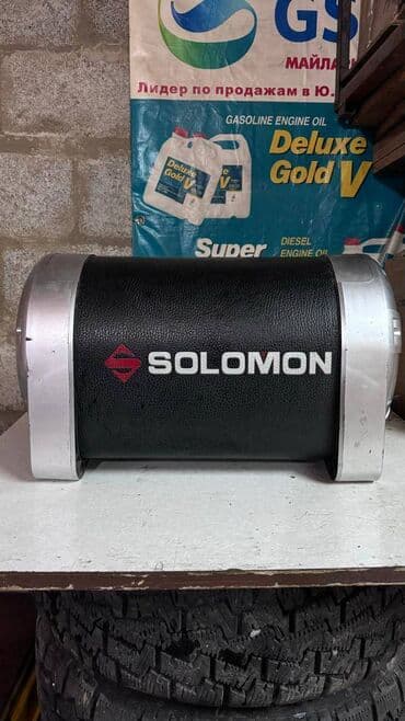 Микрофондор: Subwoofer встроенные усилитель, мощность 1200 Вт
Питание 12 В — 1