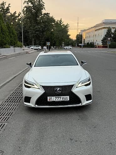 ничего: Lexus LS: 2022 г., 3.4 л, Автомат, Гибрид, Седан — 2