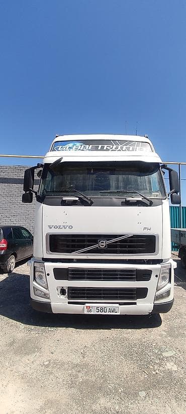 волво кабина: Тягач, Volvo, 2000 г., Без прицепа — 1