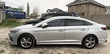 Продажа авто: Hyundai Sonata: 2021 г., 2 л, Автомат, Бензин, Седан — 4