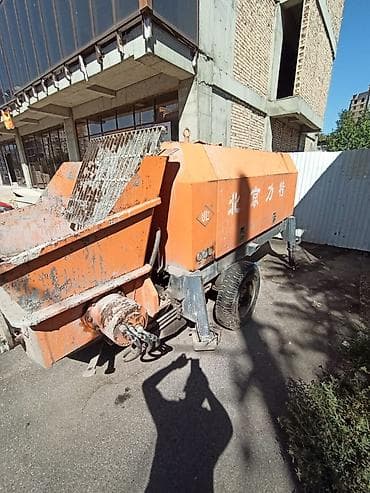 стро: Бетононасос, 2011 г. — 1