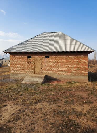 фреза нож: Одноэтажный кирпичный дом с четырехскатной крышей из — 1