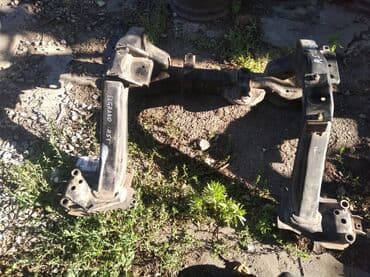 Nissan Elgrand E51 балка под двигатель. NНиссан Эльгранд Е51. Балка