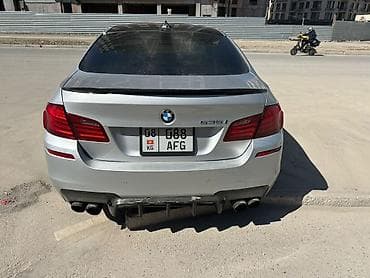 дымит двигатель: BMW 5 series: 2013 г., 3.5 л, Автомат, Бензин, Седан — 4
