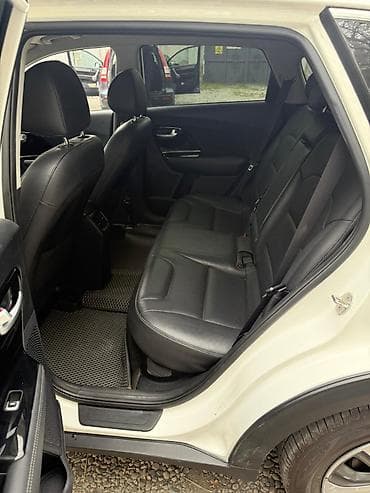 oc.lg: Kia Niro: 2017 г., 1.6 л, Гибрид, Кроссовер — 7