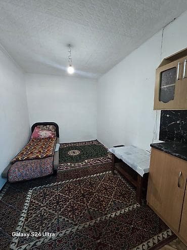 сдаю комнату тамчы: 12 м², С мебелью — 2