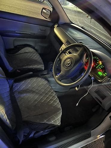 Продажа авто: Mazda Demio: 2003 г., 1.3 л, Автомат, Бензин, Хэтчбэк — 6