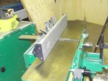 вертикальный фреза: Продаю СТАНОК по ДЕРЕВУ Комбинированный, деревообрабатывающий — 3