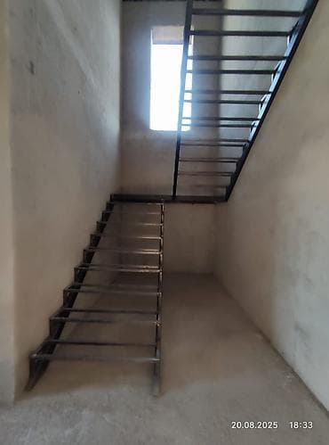 дом ош: 220 м², 6 бөлмө — 1